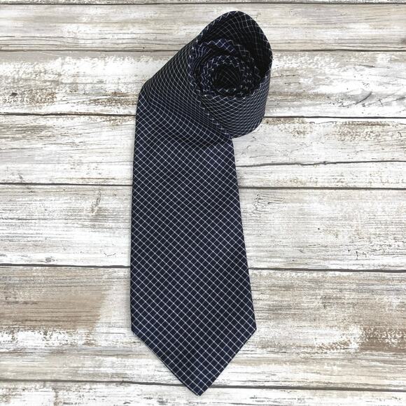 VTG 80s Abercrombie & Fitch Tie Navy Geometric 100% Silk Made in USA 58”x3.75” - Picture 2 of 9